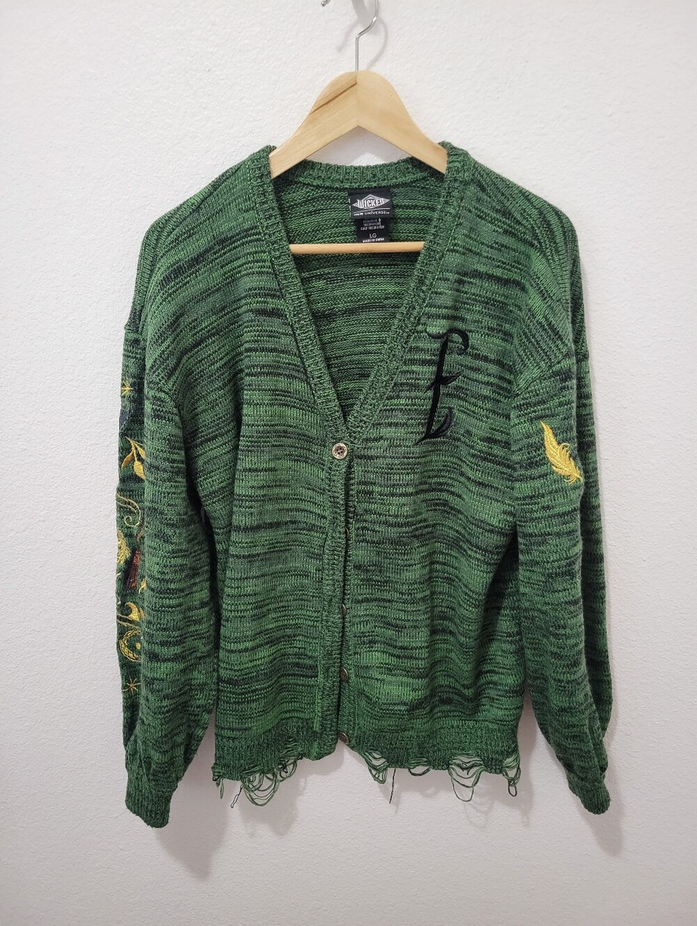 Her Universe Elphaba Wicked Embroidered Sweater Size Large - Picture 4 of 8